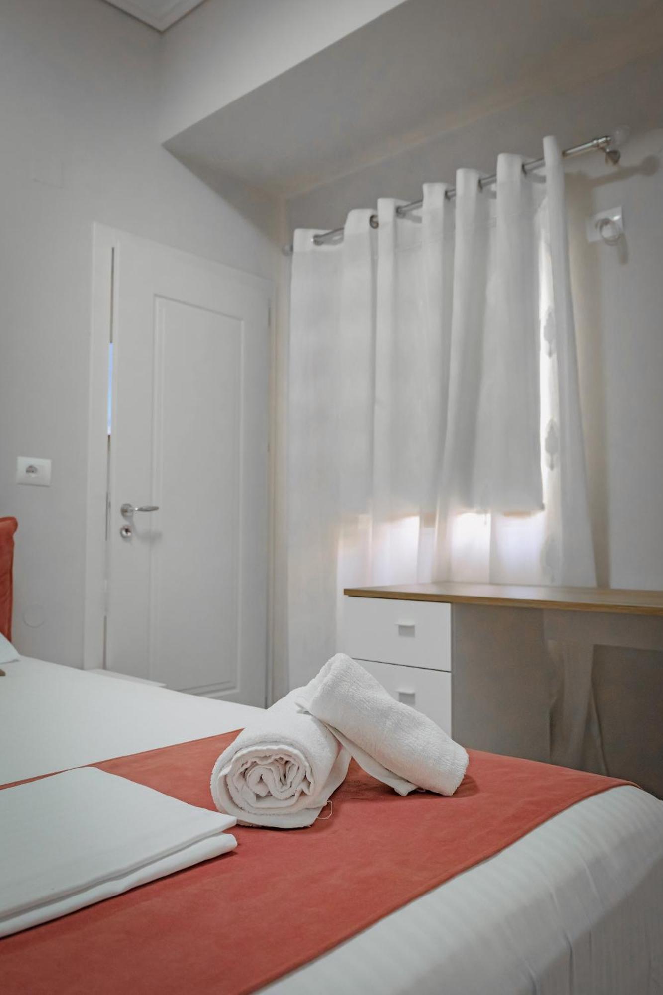 Costa Verde Suites Saranda Εξωτερικό φωτογραφία