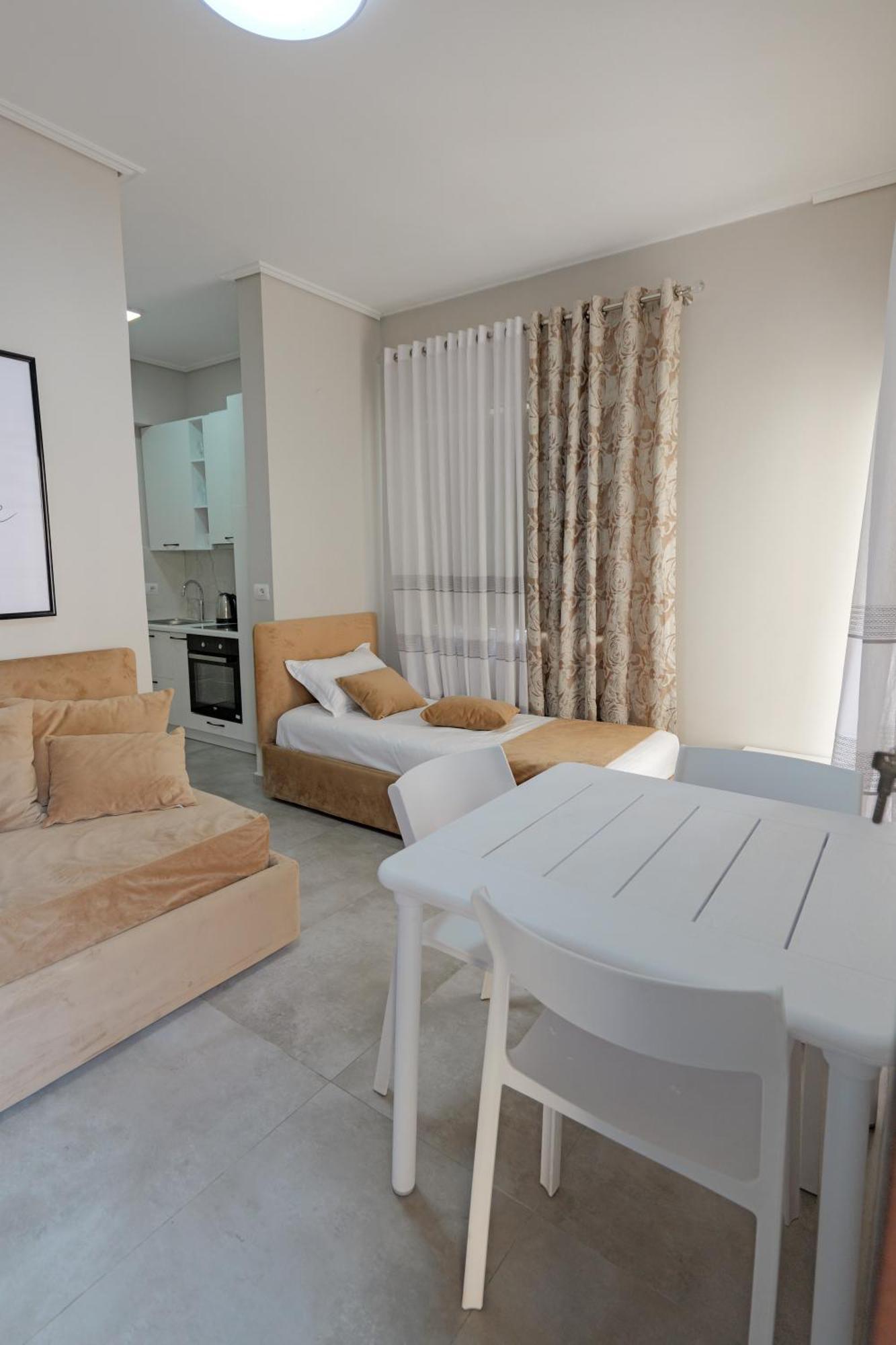 Costa Verde Suites Saranda Εξωτερικό φωτογραφία