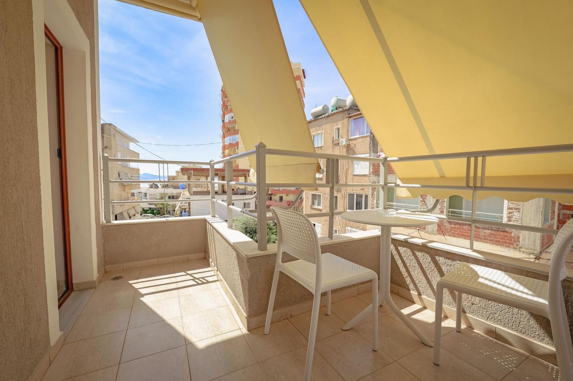 Costa Verde Suites Saranda Εξωτερικό φωτογραφία